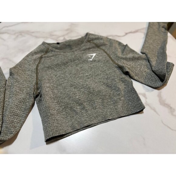 Gym shark Top - Picture 2 of 3